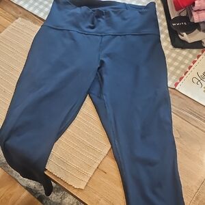 Lululemon athletica Navy Crop Leggings